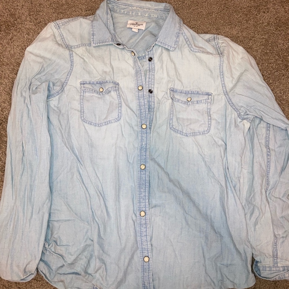 American Eagle Button Up - Picture 1 of 1